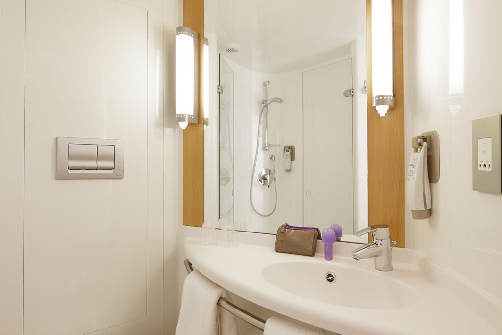 Ibis Centre Cardiff