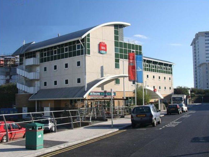 Hotel Ibis Centre 3*